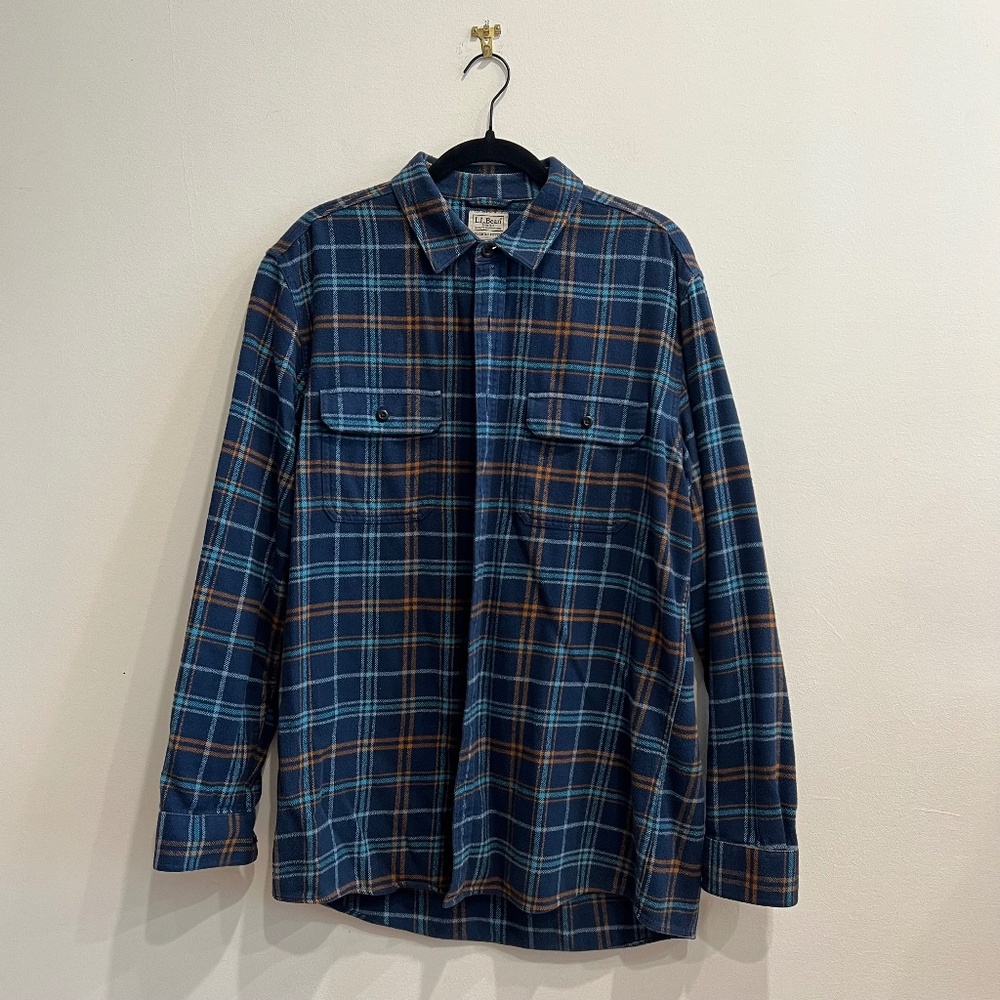 L.L. Bean Men’s Organic Cotton Flannel Shirt Navy Blue Orange Medium